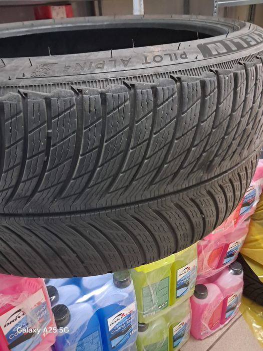 Vand 4 anvelope de iarna Michelin 245/40R20 si 275/35R20