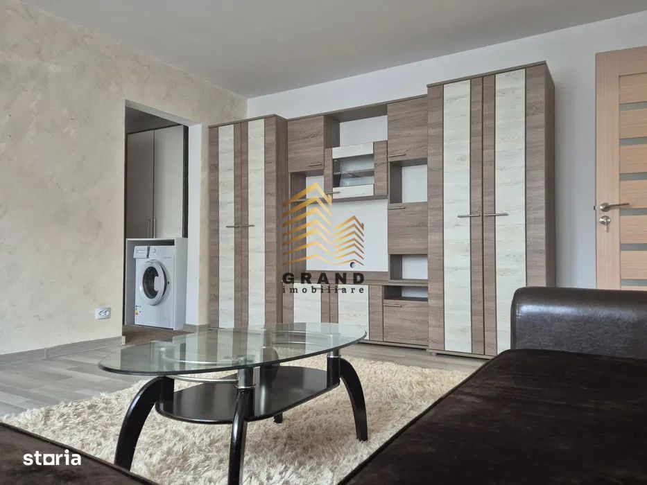 Apartament ~ Chirie ~ Semidecomandat