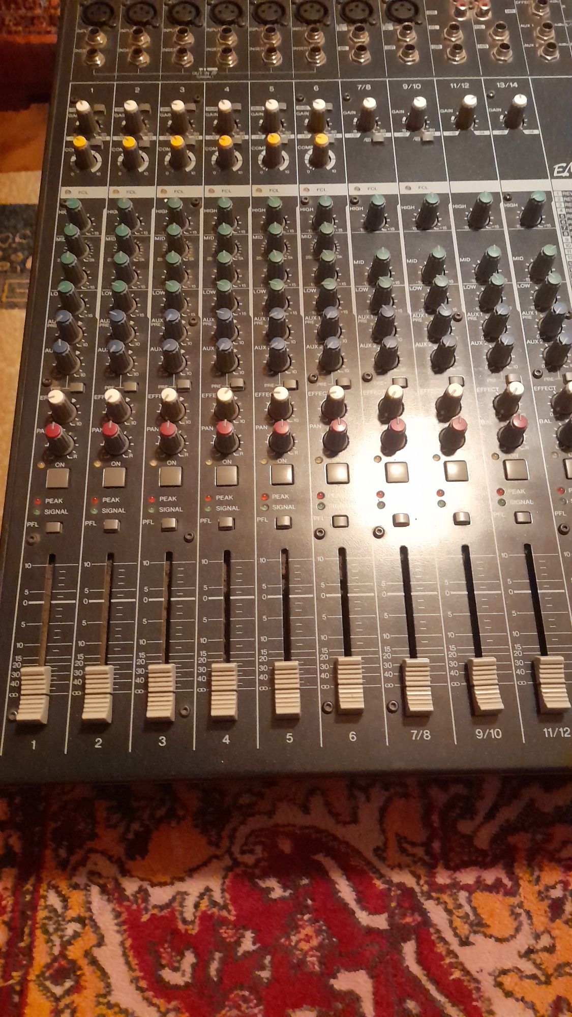 Vand mixer Yamaha EMX 5014C