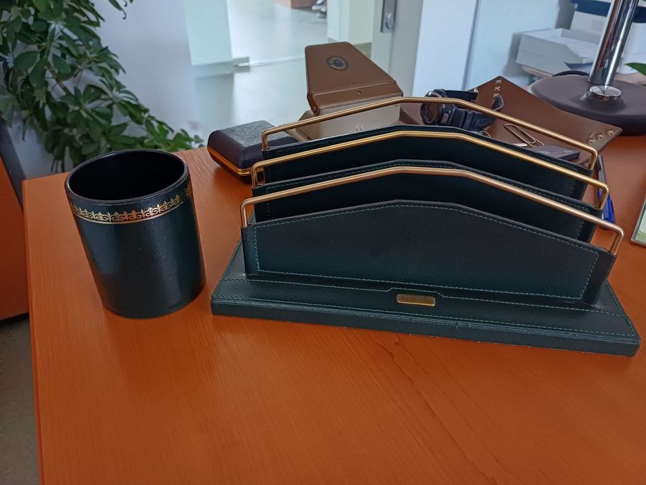 Accesorii decorațiuni lot vintage colectie piele Franța 1970