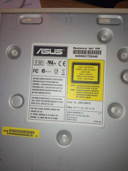 Switch RPC si DVD writer Asus