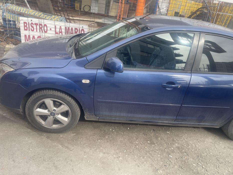 Ford focus 1.8 benzina