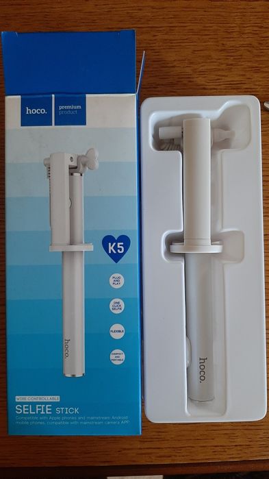 Селфи-палка фирмы hoco.