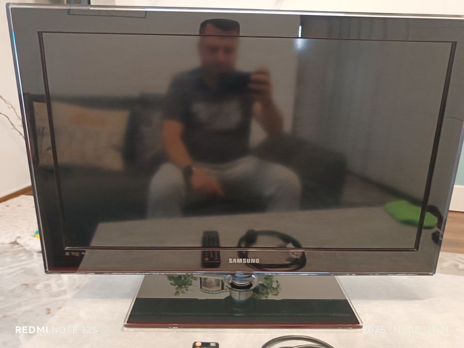 Samsung Tv 81 cm FHD