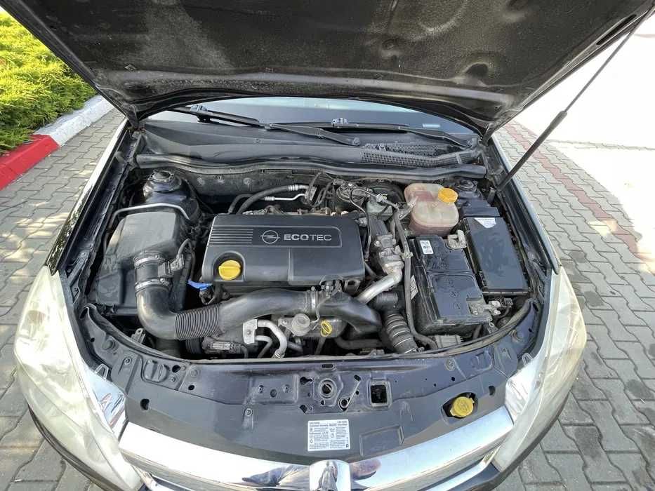 Opel Astra 1.7 110CP 2010