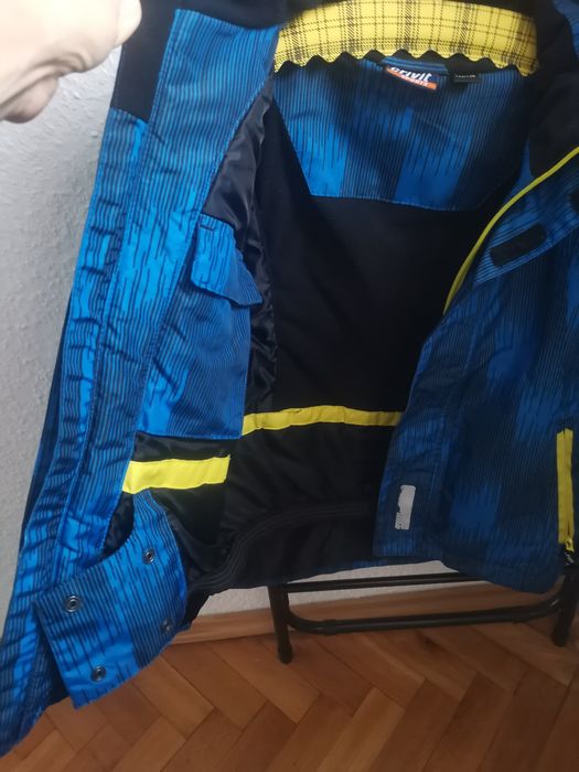 Ски яке размер 128