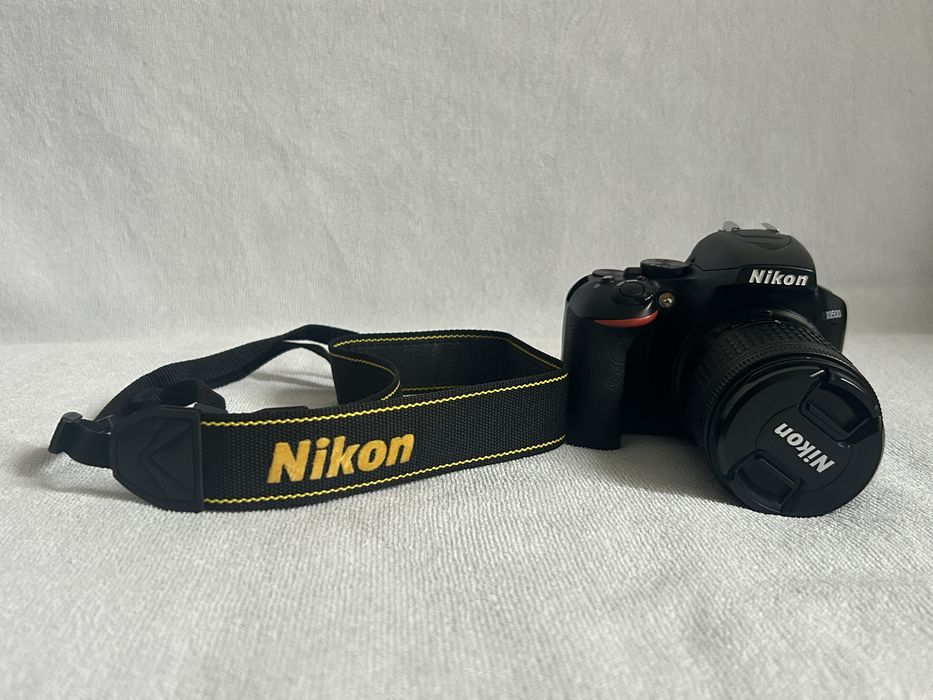 Aparat foto Nikon D3500