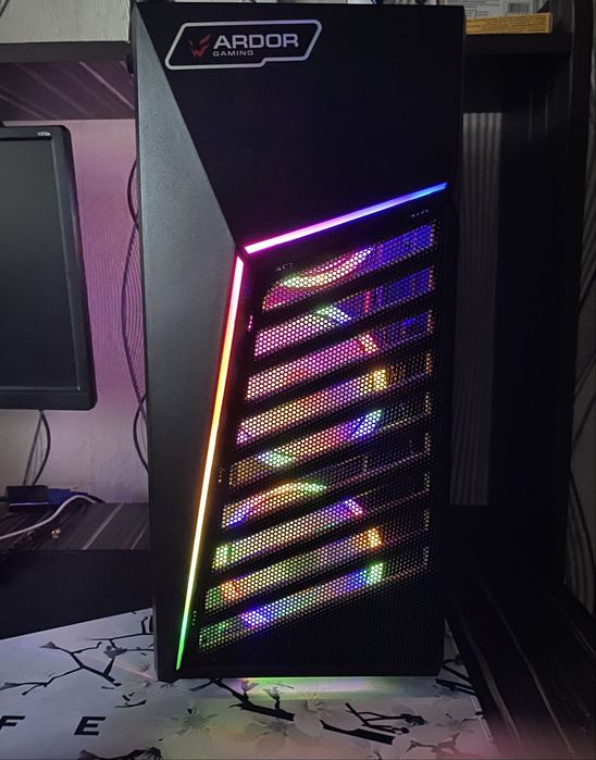 Игровой компьютер с монитором i5-7400 GTX1050TI 16GB RAM + Wi-Fi