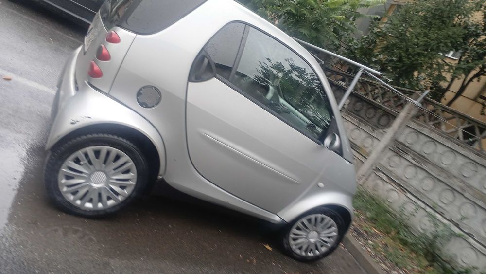 Vand mașină Smart
