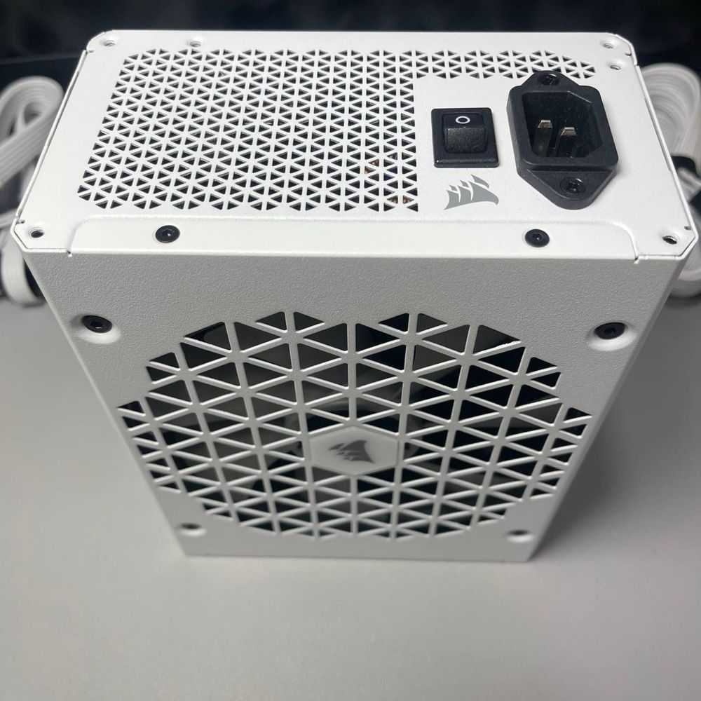 Corsair RM1000X Shift 80+ Gold