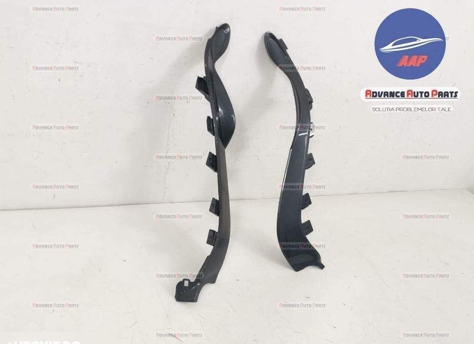 Set stanga dreapta ornamente scaun original in stare buna Audi  TT  8S