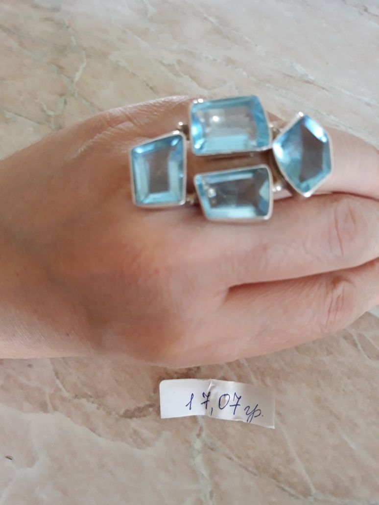 Кольца серебро 925 пробы с натуральными топазами из Тайланда