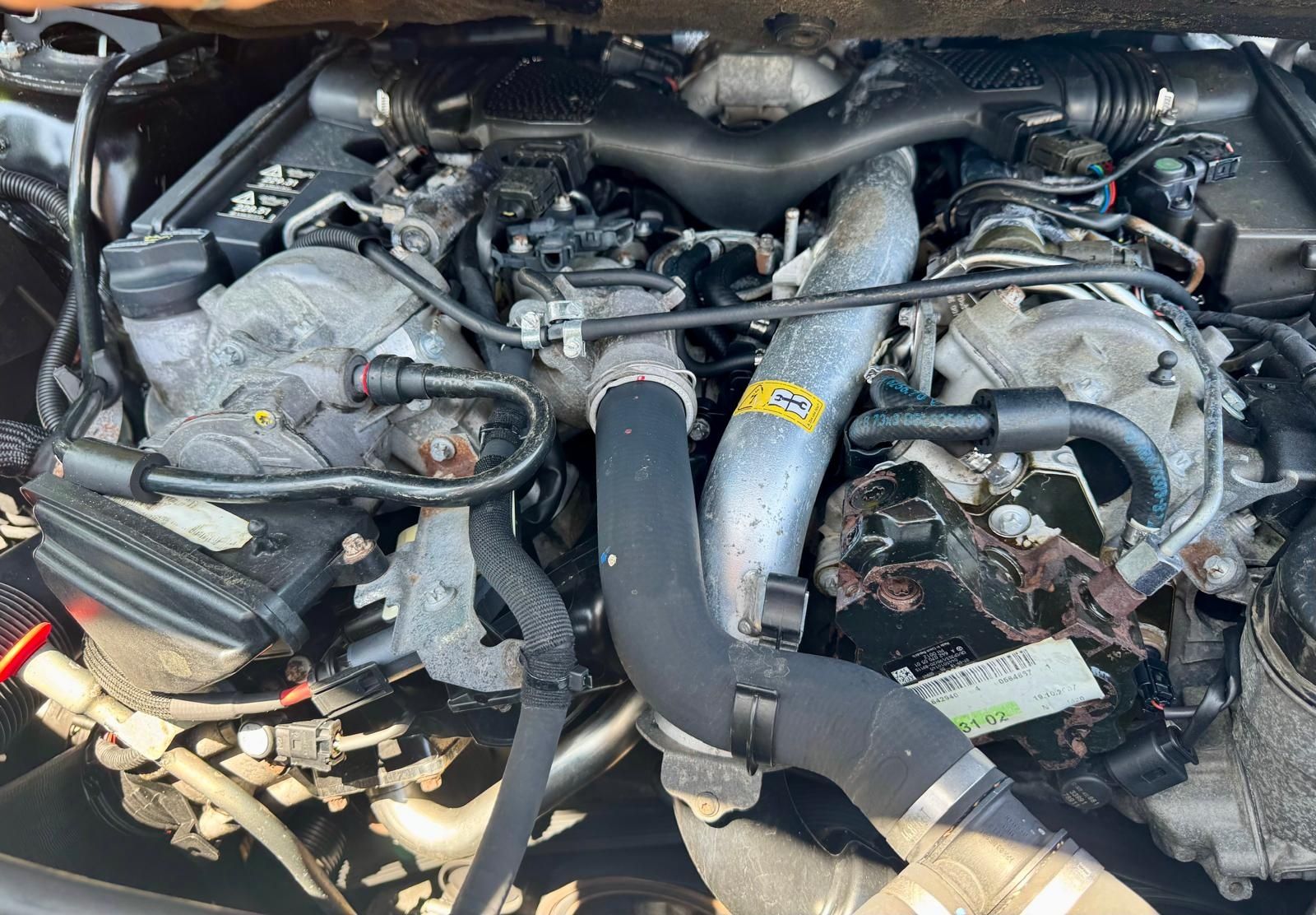 Dezmembrez Mercedes GL / ML 320 motor 3.0,v6