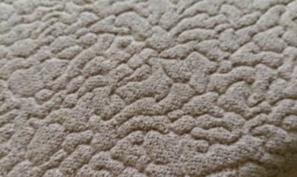 Табуретки - два броя.