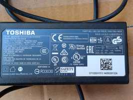 Incarcator alimentator toshiba 19v,  3,42A in stare buna