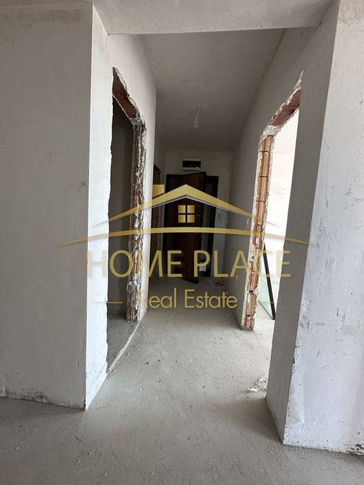 Тристаен апартамент в кв.Левски