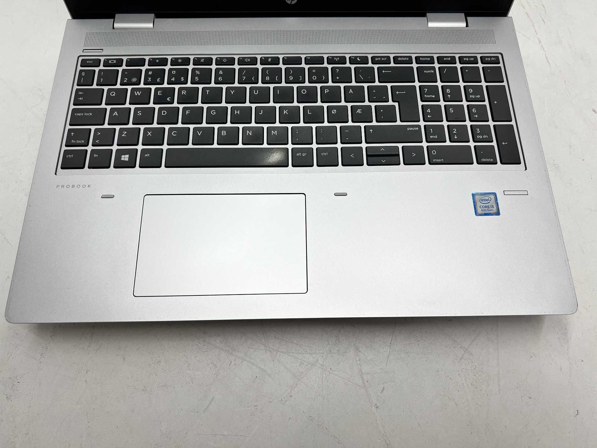 HP ProBook 650 G4 15.6" IPS i3-8130U 8GB 130GB /-> Отлично състояние