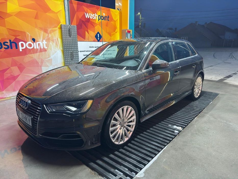 Audi A3 2015. 1.4 E-trnic Sport E-linie