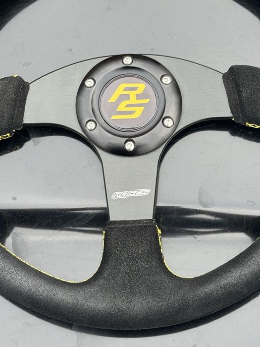 Трилъчев спортен волан 350мм