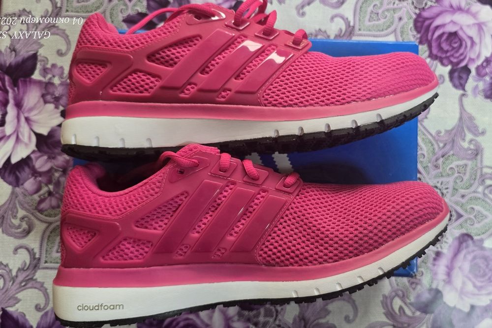 Чисто нови * ADIDAS* 44 2/3-ти