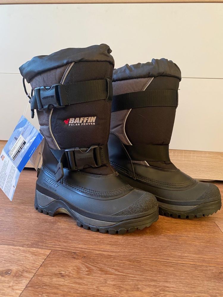 Продам сапоги Baffin
