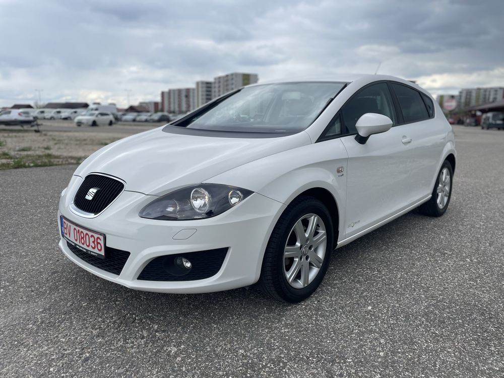 Vând SEAT LEON an 2011 STYLE COPA 1.2 TSI benzina 105 CP EURO 5