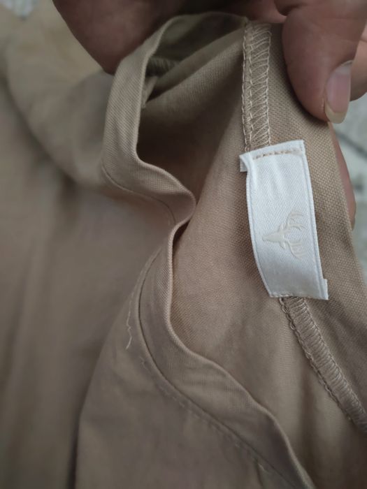 Платье футляр с карманами а крой к низу с карманами по бокам лёгкий ле