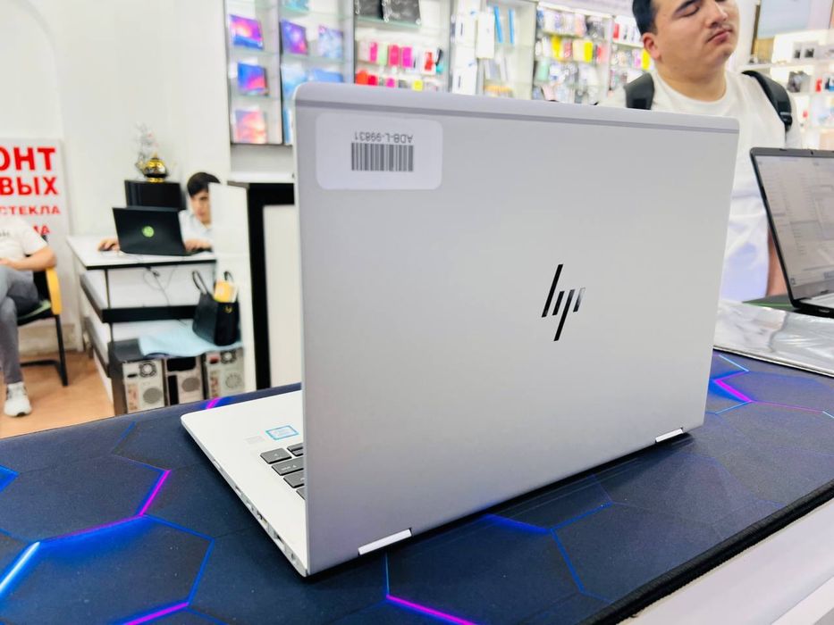 HP elitebook X360 i5-10gen 8/256GB 13.3