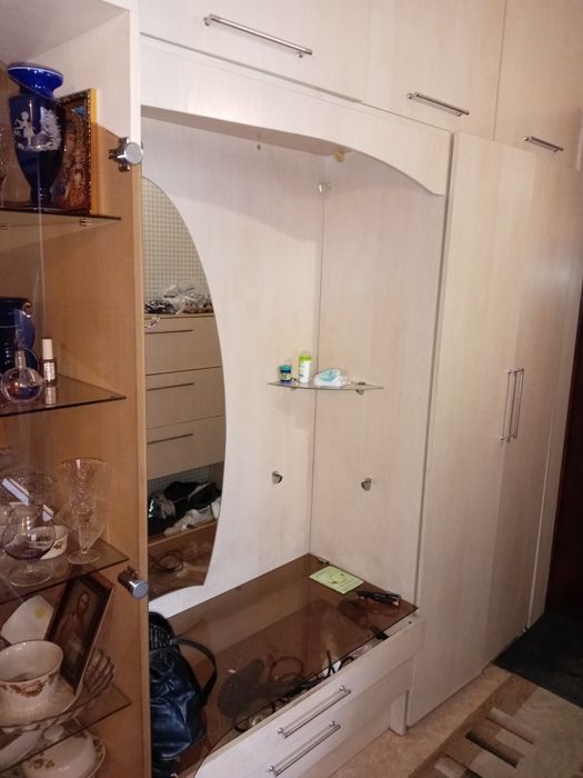 Продам прихожку  вместительную