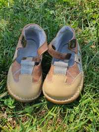 Pantofi/Sandale de copii, piele, marimea 22