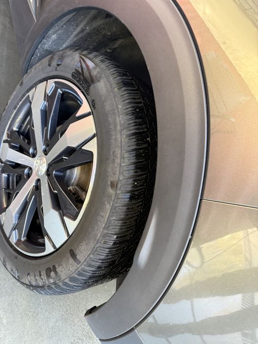 Задна лява вежда на Пежо 3008 (2017/2023)