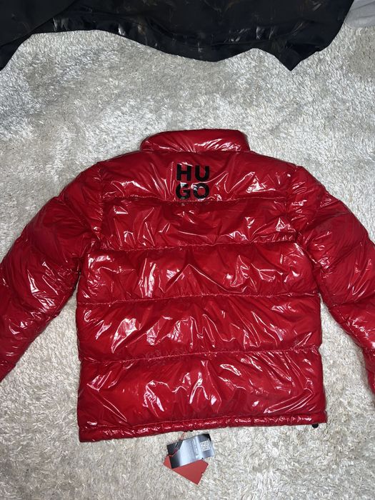 Geaca Hugo Boss ,noua cu eticheta