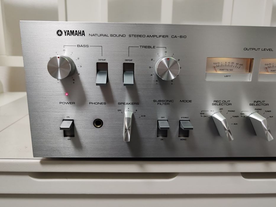 Yamaha CA 610, vumetre pe ace, Germania