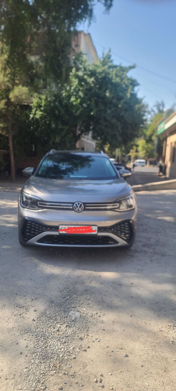 Volkswagen ID6 pure pluse 109000 km 2021года выпуска привозли в 2022