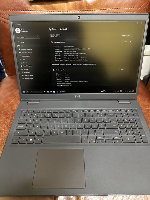 Dell latitude 3510  i3 gen 10 8gb ram ssd256gb