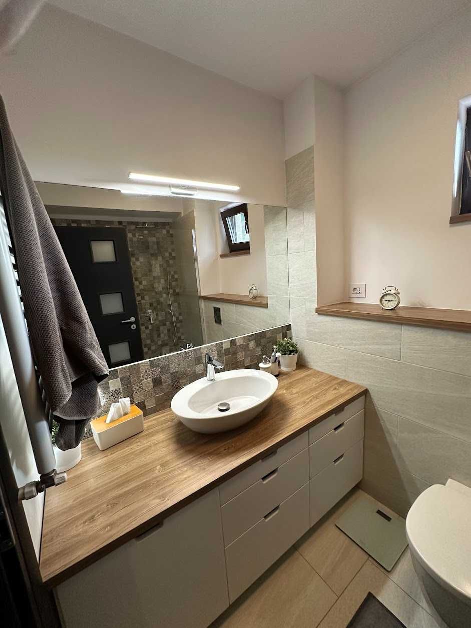 Apartament 2 camere, Damaroaia
