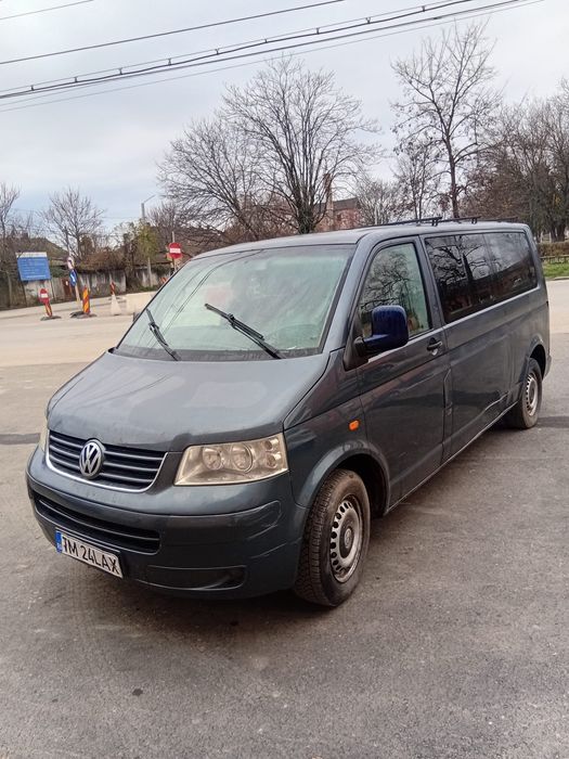 Wv  transporter t5 8+1