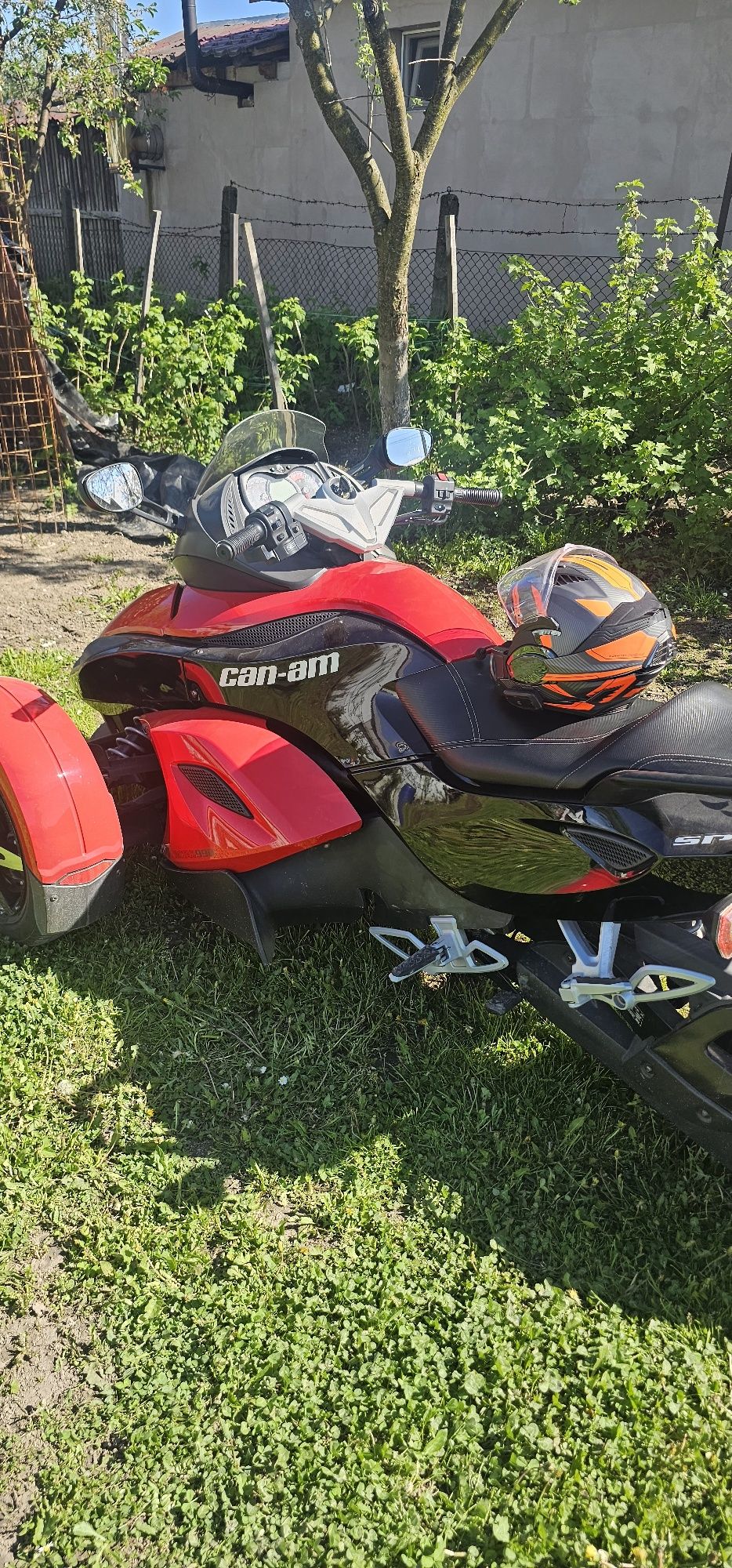 Vând CanAm Spyder 2009