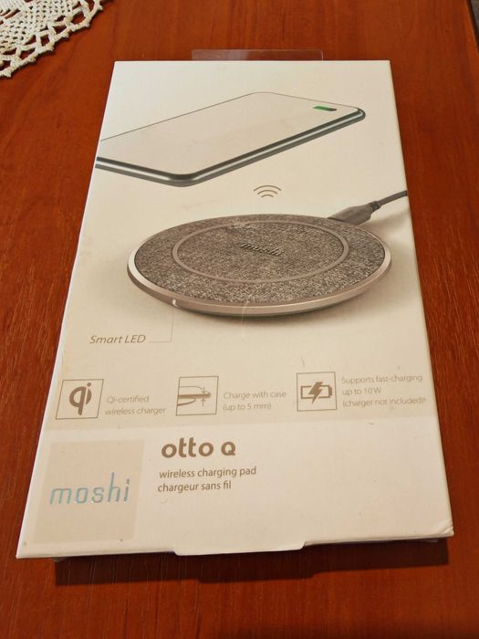 Безжично зарядно Moshi otto q 10W
