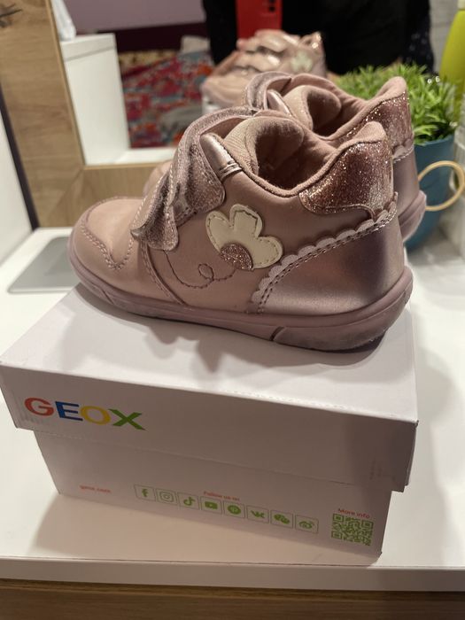 Geox детски обивки 24