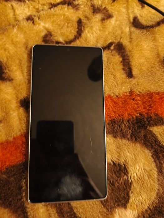 Vand Samsung S25 Ultra