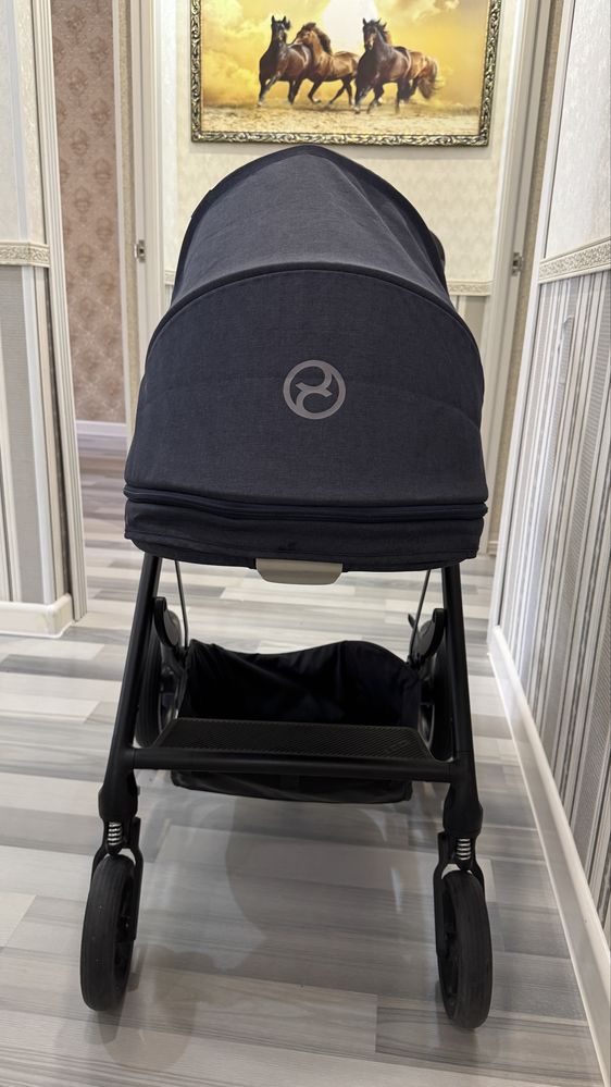 Коляска cybex balios S синего цвета