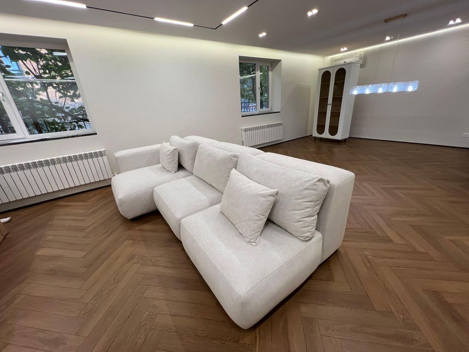 Продается новый диван