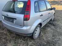 Bara fata! Capota motor! Hayon Ford fiesta an 2005 motor 1,4 tdci