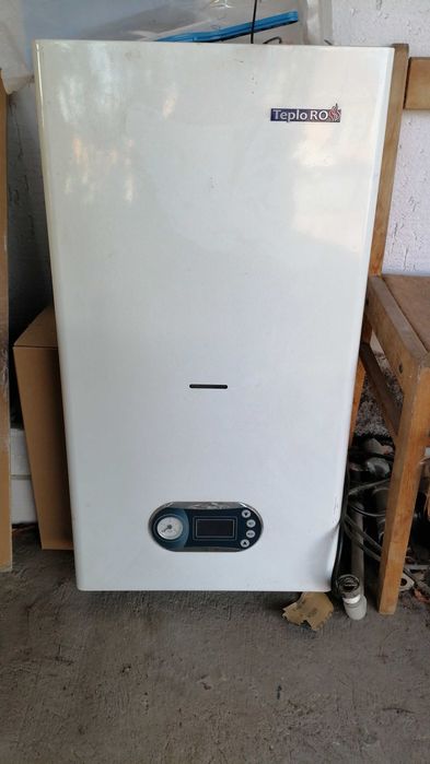 Продам газовый котёл Teploross