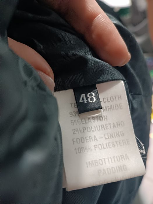 Продам зимнию куртку