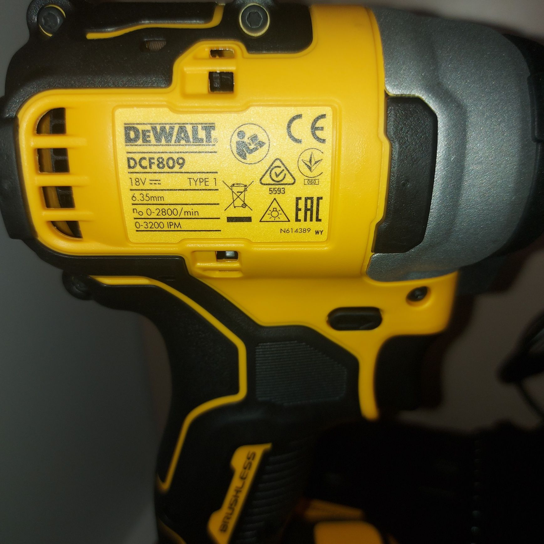 Комплект Dewalt DCK2062E2T