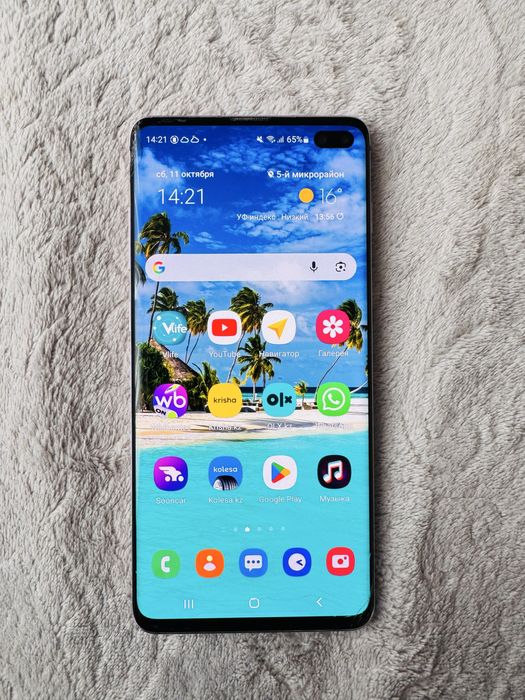 Продам Samsung s10 plus + хорошем состояние