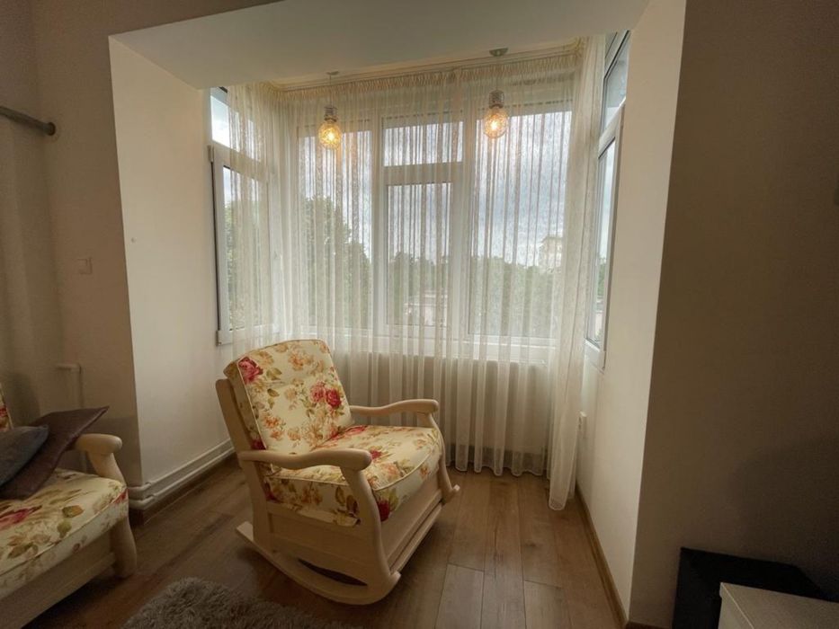 Apartament cu 2 camere foarte frumos