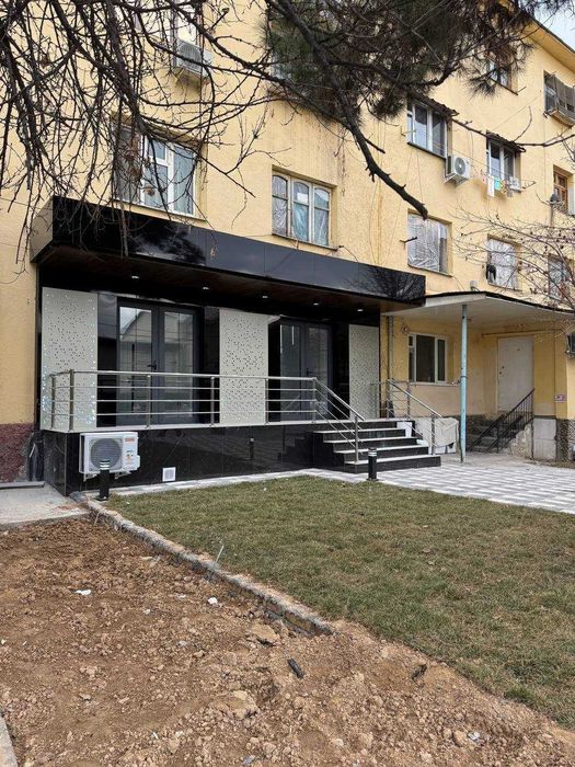 Продаётся Офис! Юнусабад, Ор-р Бадамзар мечеть, 45 м2